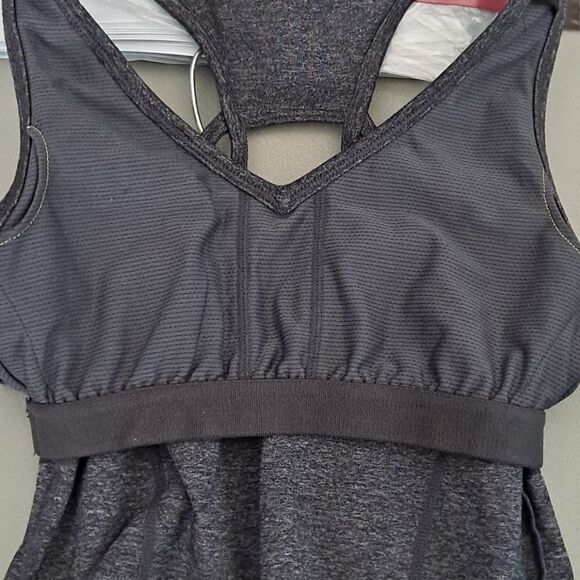 Athleta top  - Picture 9 of 11